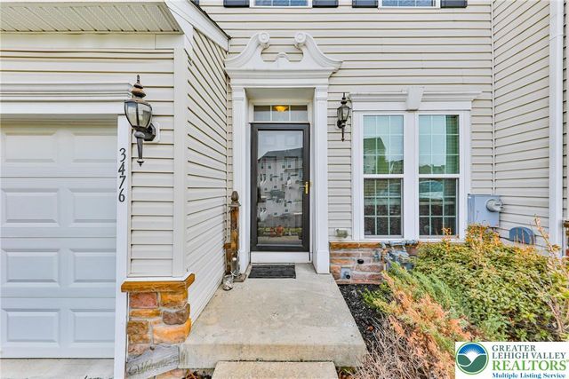 3476 Westminster Way, Upper Nazareth Twp, PA 18064