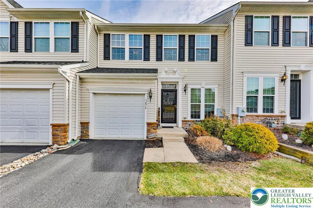 3476 Westminster Way, Upper Nazareth Twp, PA 18064