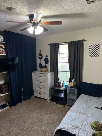 4501 Norris Valley Drive, Lake Worth, TX 76135