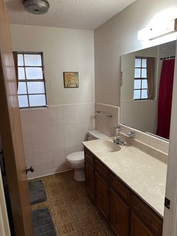 4501 Norris Valley Drive, Lake Worth, TX 76135