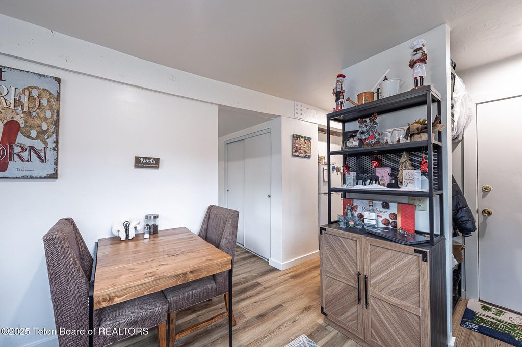 360 E PEARL Avenue, Jackson, WY 83001 photo 22