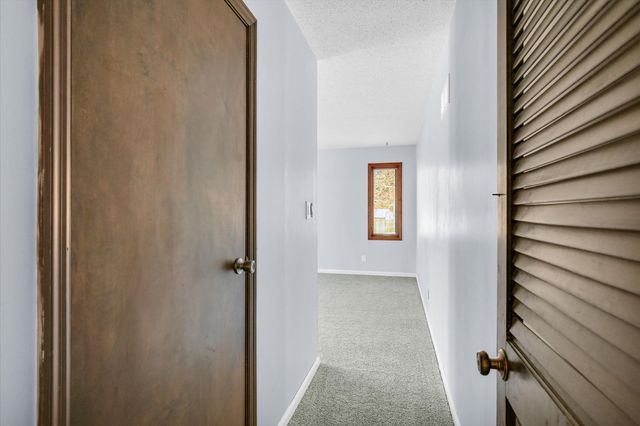 4 Genevieve Lane, Champaign, IL 61822