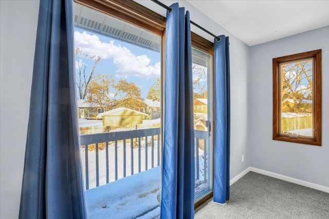 4 Genevieve Lane, Champaign, IL 61822