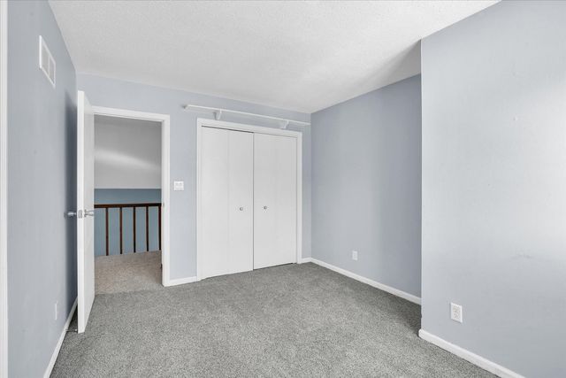 4 Genevieve Lane, Champaign, IL 61822