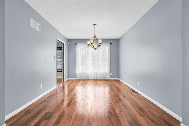 4 Genevieve Lane, Champaign, IL 61822