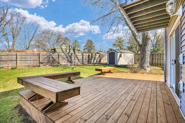 4 Genevieve Lane, Champaign, IL 61822