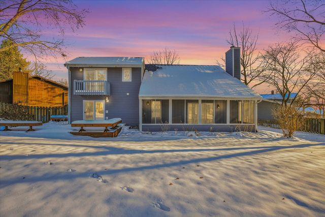 4 Genevieve Lane, Champaign, IL 61822