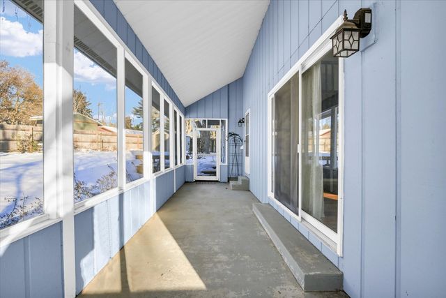 4 Genevieve Lane, Champaign, IL 61822