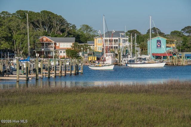 5933 Dutchman Creek Road, Southport, NC 28461