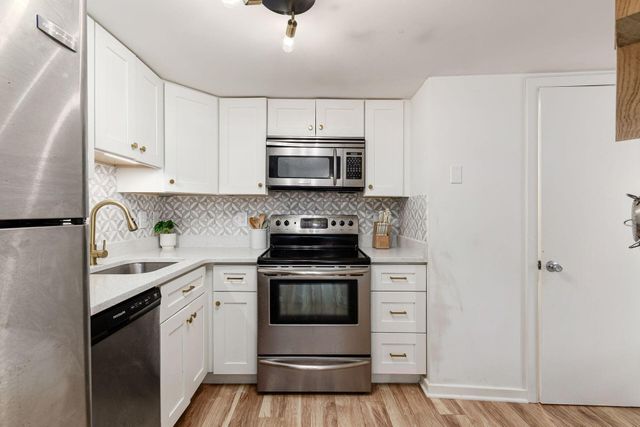 743 Worthington Forest Place, Columbus, OH 43229