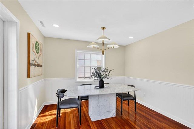 260 Kensington Drive, Madison, WI 53704