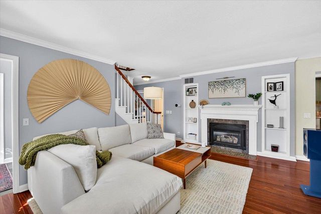 260 Kensington Drive, Madison, WI 53704