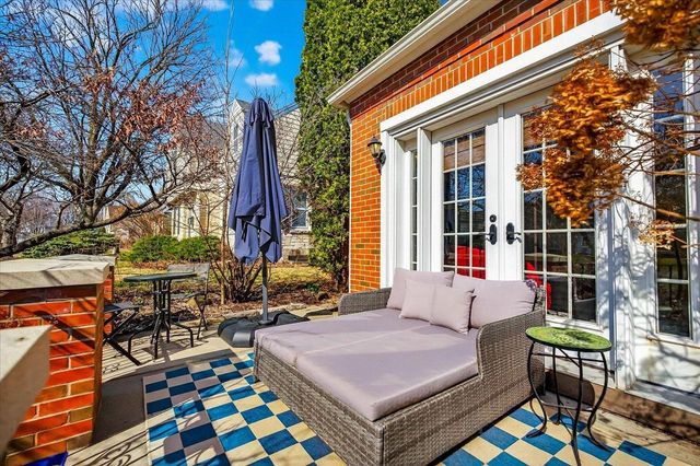 260 Kensington Drive, Madison, WI 53704