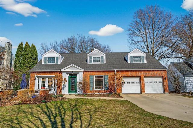 260 Kensington Drive, Madison, WI 53704