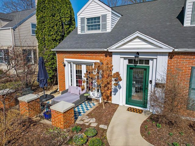 260 Kensington Drive, Madison, WI 53704