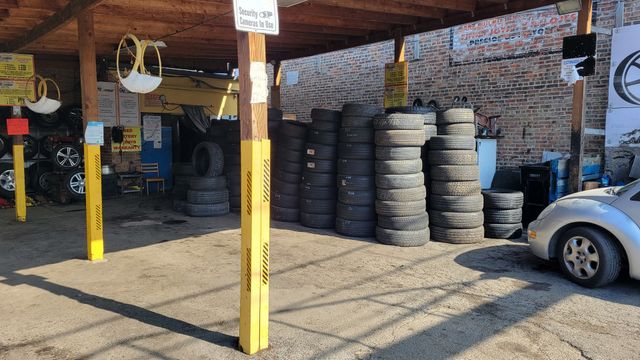 2427 W 47th Street, Chicago, IL 60632