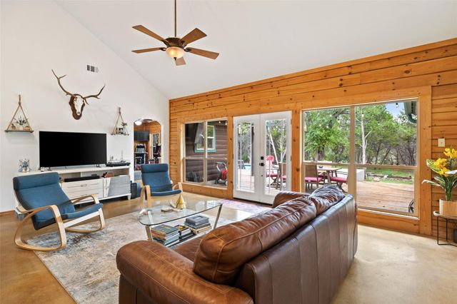 9854 N Weir Loop CIR, Austin, TX 78736