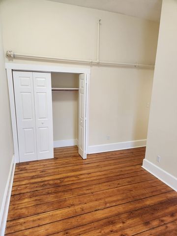 22 Centennial Place 2, Framingham, MA 01701
