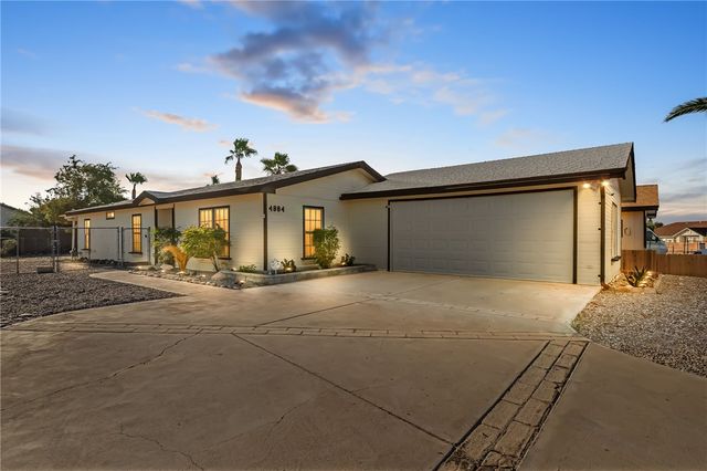 4884 S Baronsgate Way, Fort Mohave, AZ 86426
