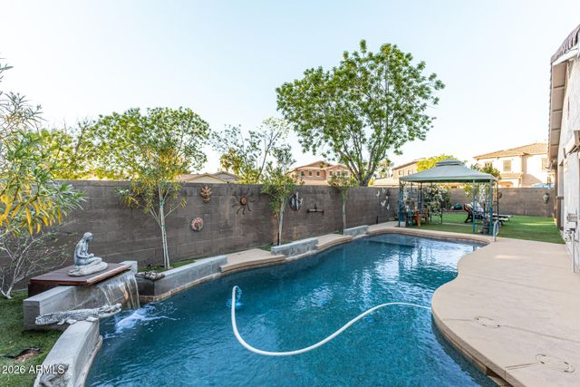 15516 N 169TH Avenue, Surprise, AZ 85388