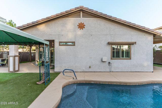 15516 N 169TH Avenue, Surprise, AZ 85388