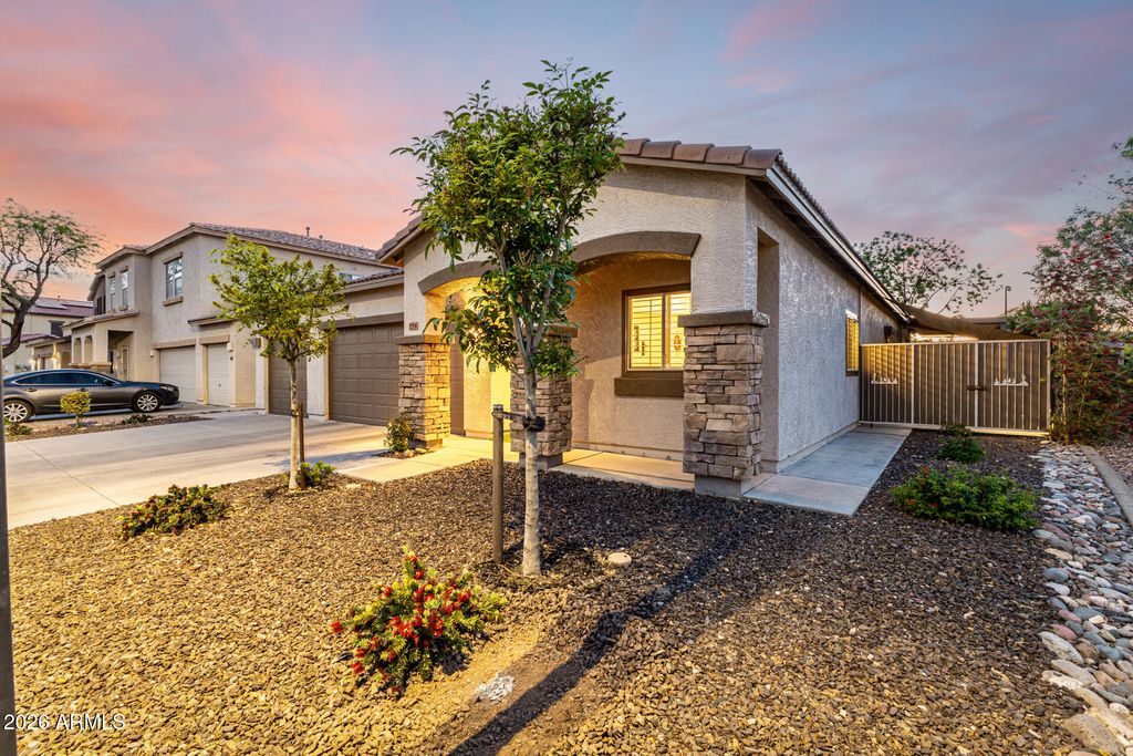 15516 N 169TH Avenue, Surprise, AZ 85388 — photo 3