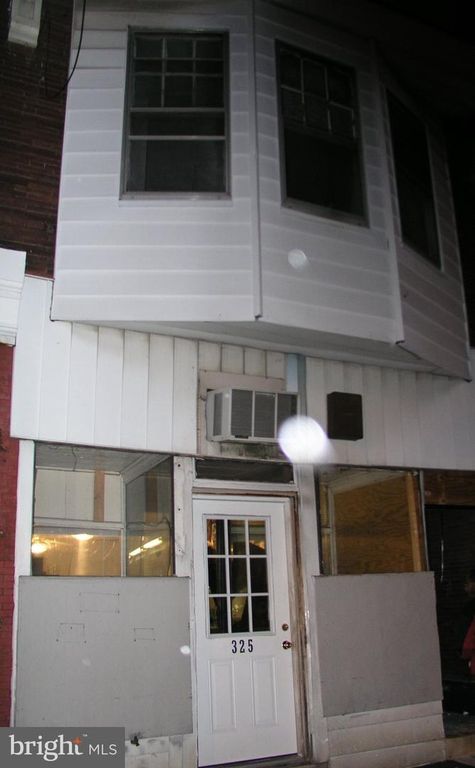 325 S 60TH ST, PHILADELPHIA, PA 19143 — exterior