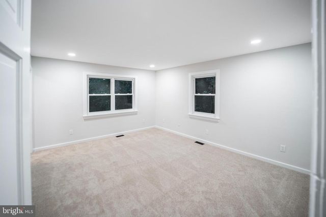 580 MOUNT ROYAL RD, Sewell, NJ 08080