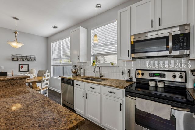 30 Whispering Pine St, Bluffton, SC 29910