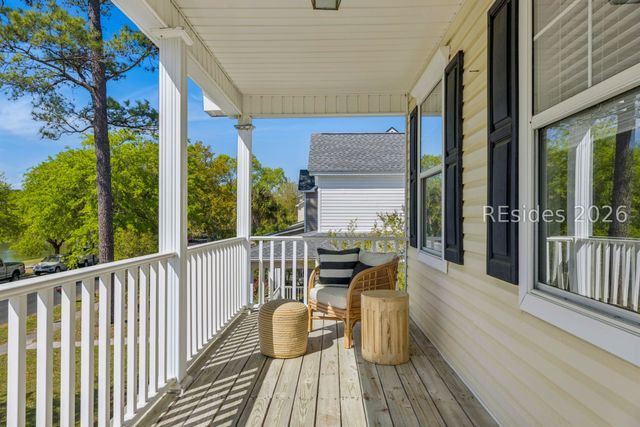 30 Whispering Pine St, Bluffton, SC 29910