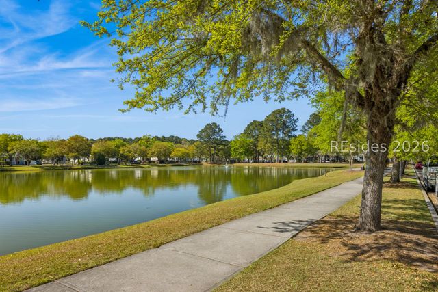 30 Whispering Pine St, Bluffton, SC 29910