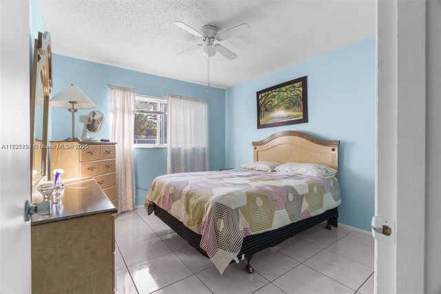 5300 Washington St J115, Hollywood, FL 33021