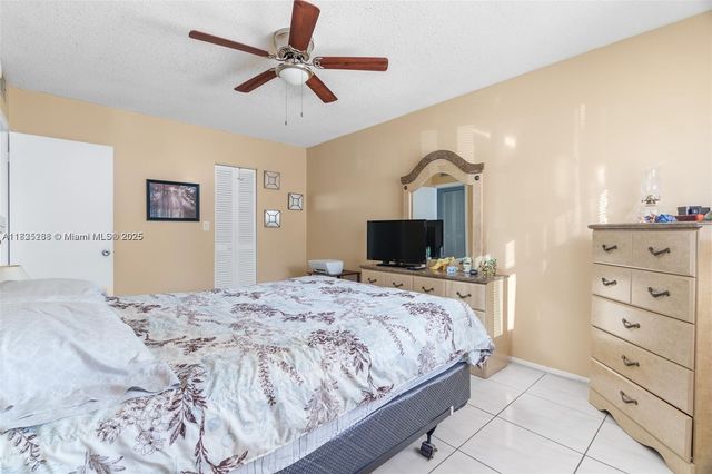 5300 Washington St J115, Hollywood, FL 33021