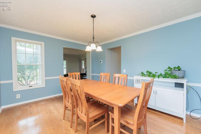 32263 Plumbrook Court, Avon Lake, OH 44012