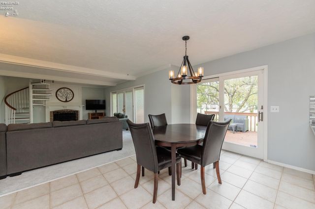 32263 Plumbrook Court, Avon Lake, OH 44012