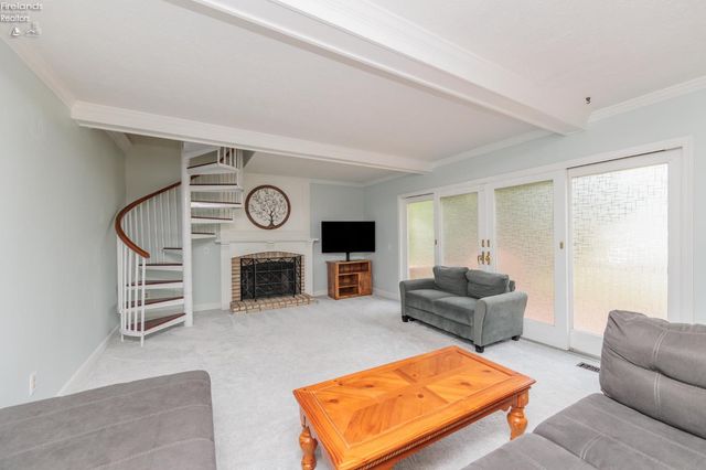 32263 Plumbrook Court, Avon Lake, OH 44012