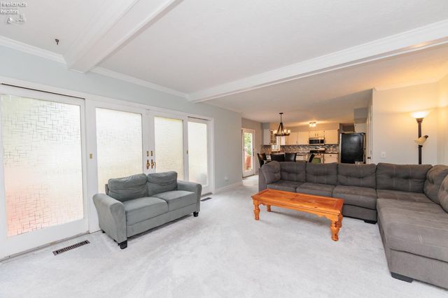 32263 Plumbrook Court, Avon Lake, OH 44012