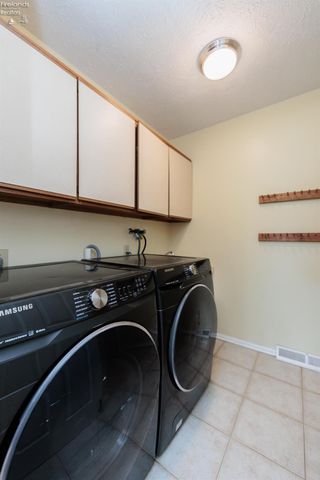 32263 Plumbrook Court, Avon Lake, OH 44012