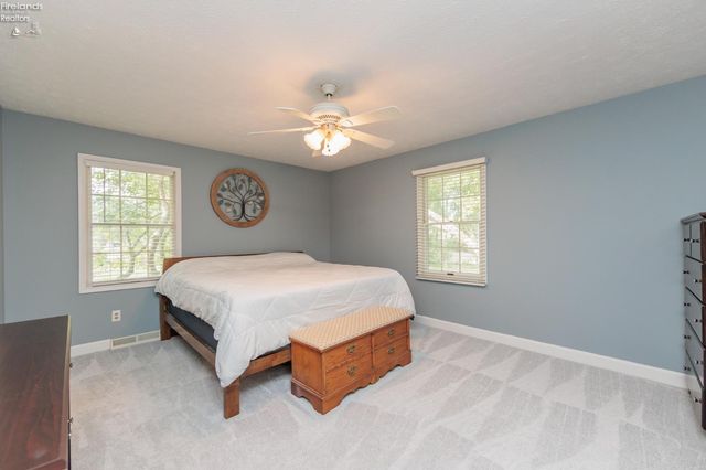 32263 Plumbrook Court, Avon Lake, OH 44012