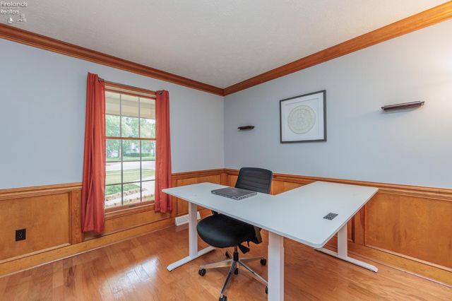 32263 Plumbrook Court, Avon Lake, OH 44012