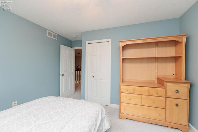 32263 Plumbrook Court, Avon Lake, OH 44012