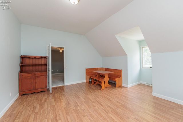 32263 Plumbrook Court, Avon Lake, OH 44012