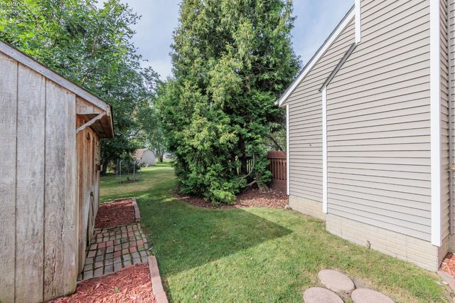 32263 Plumbrook Court, Avon Lake, OH 44012