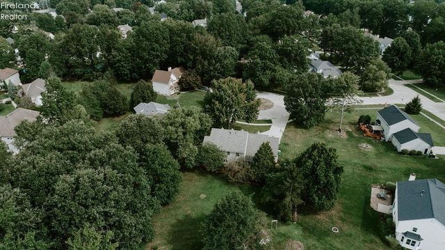 32263 Plumbrook Court, Avon Lake, OH 44012