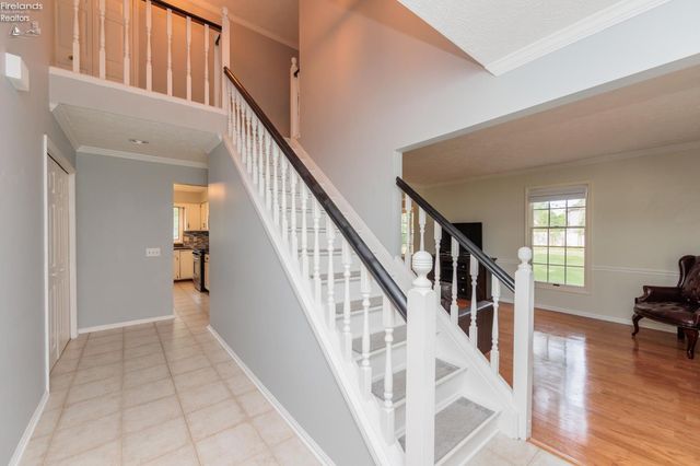 32263 Plumbrook Court, Avon Lake, OH 44012