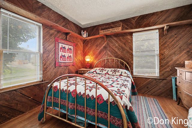 293 13 Mile Road NE, Sparta, MI 49345