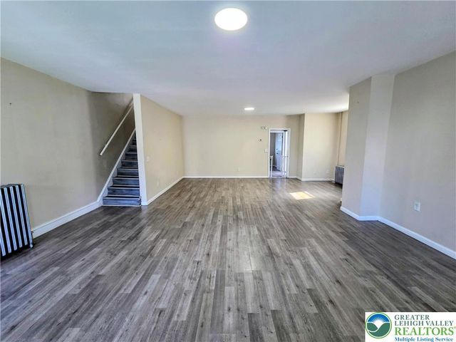 2111 North 1st Avenue, Whitehall Twp, PA 18052
