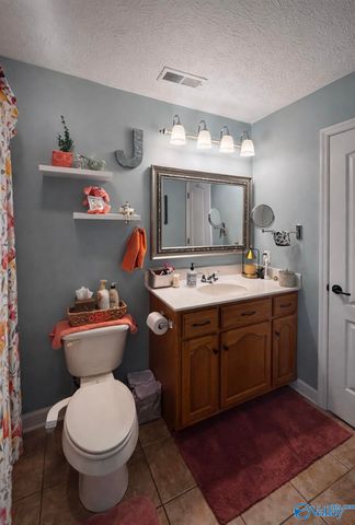 20400 Johnson Road, Athens, AL 35613