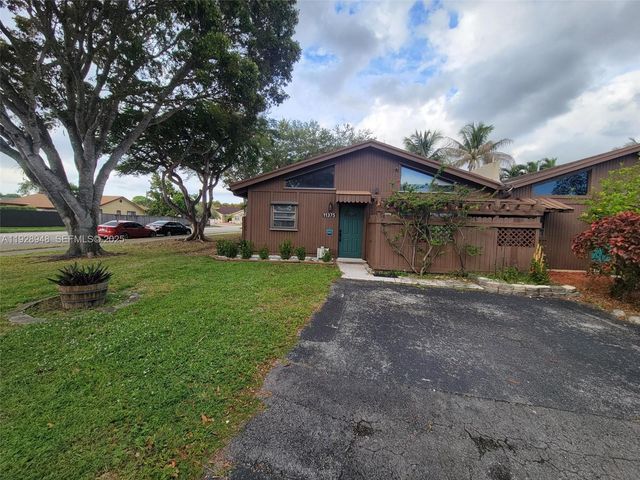 11375 SW 112th Cir Ln S, Miami, FL 33176