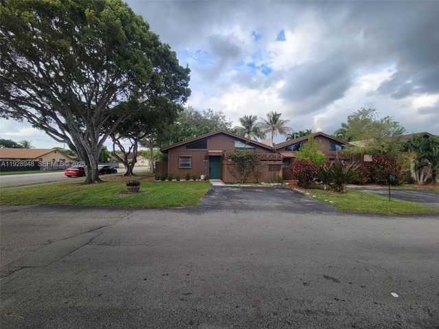 11375 SW 112th Cir Ln S, Miami, FL 33176